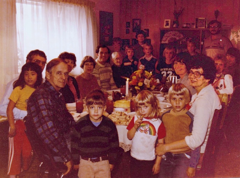 1981-11-Thanksmas-Scott Farm 3.jpg